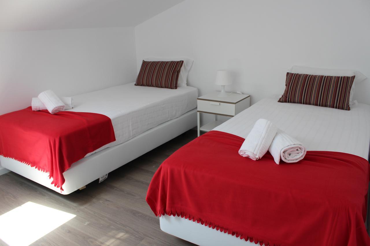 Uau Hostel Figueira da Foz Esterno foto