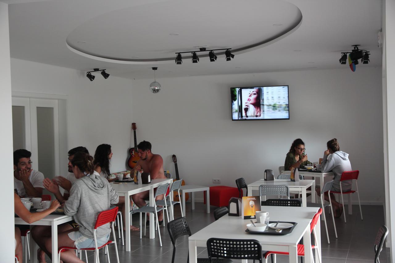 Uau Hostel Figueira da Foz Esterno foto
